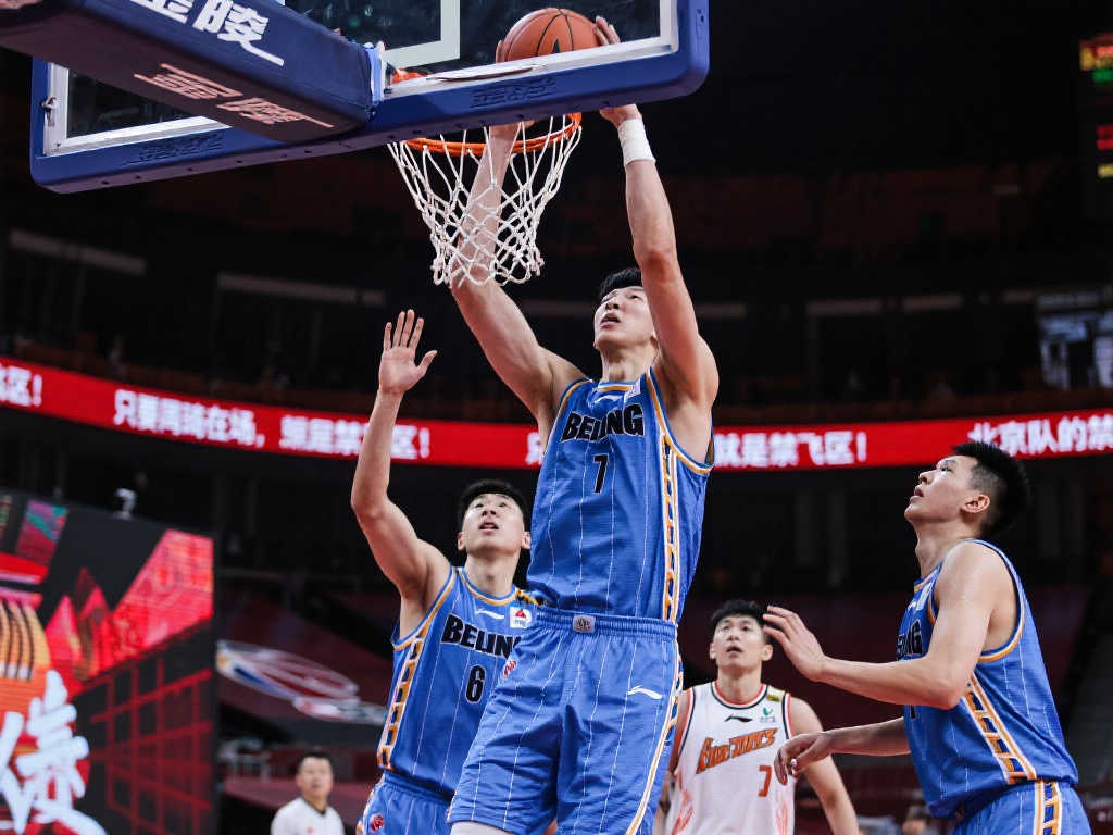 时当地俱乐 时当地俱乐